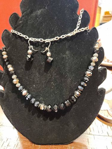 Black Faceted Glass Crystal Necklace & Earrings Set (1 of 6)
