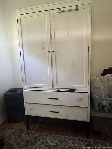 Farmhouse Cabinet (1 of 17)