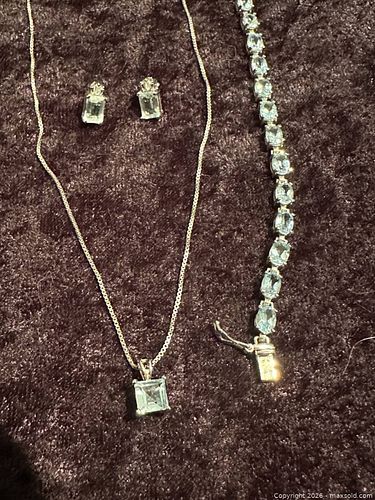 Jewelry - Sterling, Light Blue Topaz   (1 of 8)