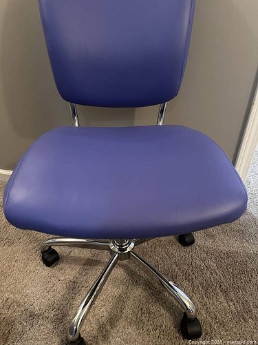 Purple Luxura Desk Chair  (1 of 3)