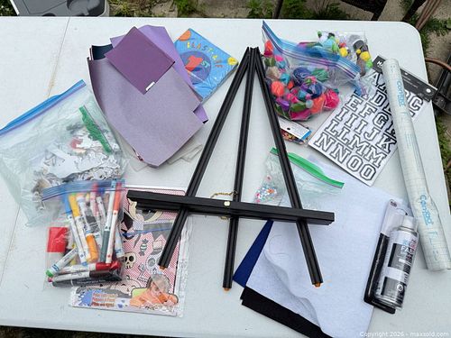 Mixed Craft Supplies Lot with Easel & Fabric Paint (1 of 4)