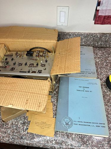 Transistorized Radio Training Kit Device 26K1A (NaveXos/Precision) (1 of 6)