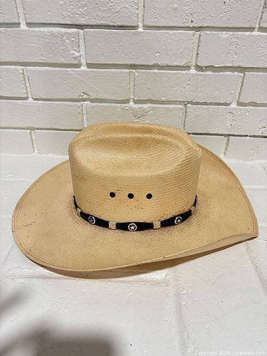 Lot #98 (1 of 9)