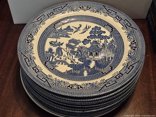 Churchill Dinner Plates Lot (1 of 3)