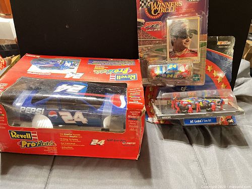 NASCAR Jeff Gordon lot 7 (1 of 9)