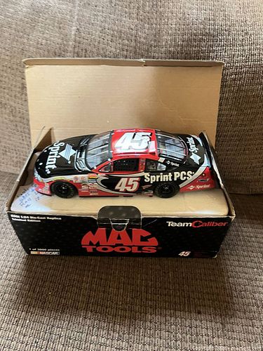 NASCAR Kyle Petty (1 of 4)