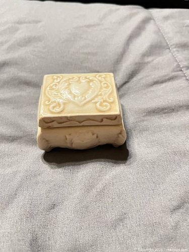 Lot #65 (1 of 7)