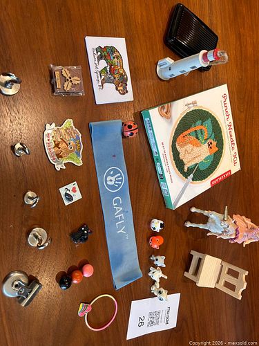 Mixed Lot: Figurines, Punch Needle Kit, Exercise Band (1 of 9)