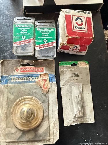 Assorted Automotive Parts: Heat Shrink, Thermostat Element, Glass Fuses (1 of 6)