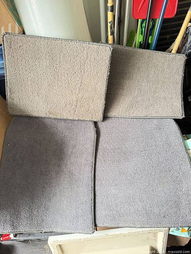 Ford OEM Gray/Charcoal Car Floor Mats Set of 4 (1 of 4)