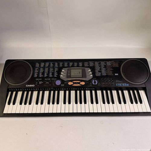 Casio CTK-533 61-Key Electronic Keyboard (1 of 8)