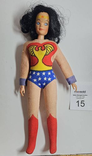 Mego Wonder Woman Figure (1 of 6)