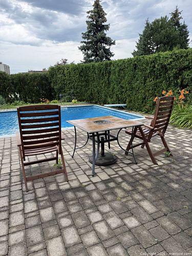 Folding Patio Chairs (1 of 4)