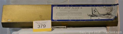 Lot #0379 (1 of 4)