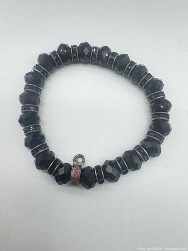 Swarovski  beaded stretch charm bracelet (1 of 3)