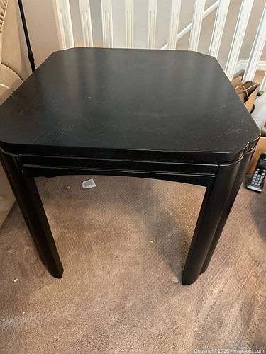 Pair of Black Matte Wood Grain End Tables (Engineered Wood) (1 of 7)