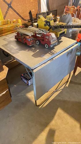 Lot #705 (1 of 6)