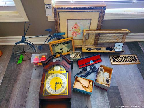 Decorative Home Accent and Collectible Lot (1 of 13)