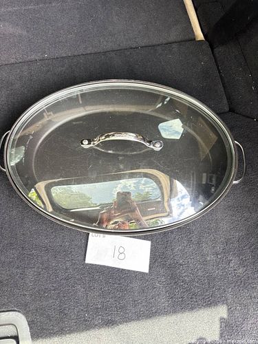 Ultrex Vantage Large Stainless Steel Roasting Pan with Glass Lid (1 of 5)