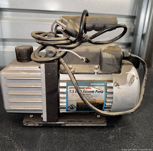 Pittsburgh 2.5 CFM Vacuum Pump 120V (1 of 3)