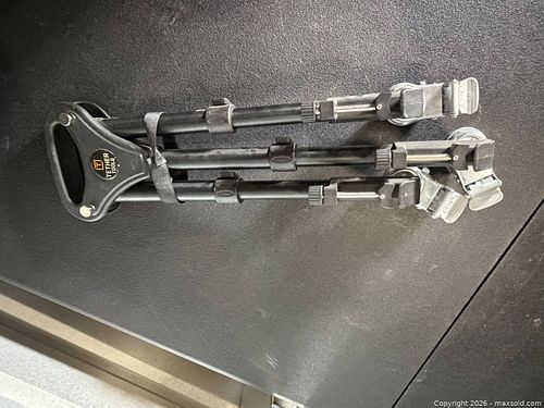 Tether Tools Tripod Dolly / Tripod Wheel Attachment — Black (1 of 3)