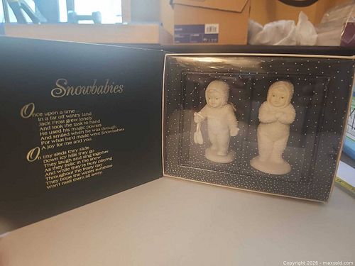 Porcelain Snowbabies (1 of 7)