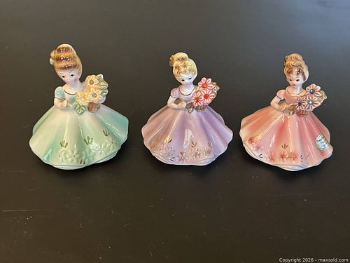 Vintage Josef Originals Birthday Girls Figurines – September Sapphire & Floral – 3pcs (1 of 16)