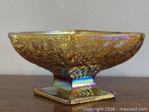 Amber Gold Iridescent Carnival Glass Compote, Floral Daisy Pattern (1 of 9)