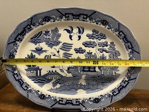 Blue Willow Oval Porcelain Serving Platter, 18 in (1 of 4)