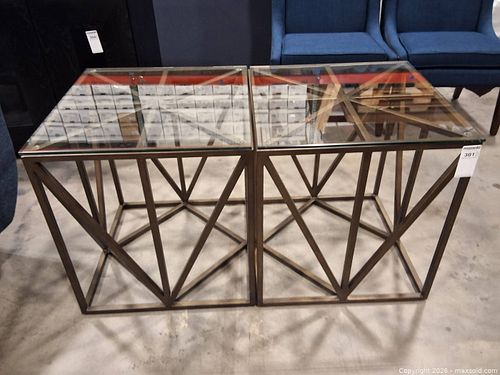 Lot #301 (1 of 4)