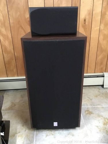 Lot #0125 (1 of 10)