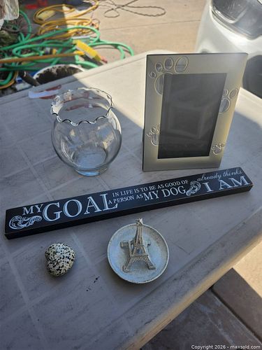 Home Decor Mixed Lot: Pet & Paris Accents (4-6 pcs) (1 of 3)