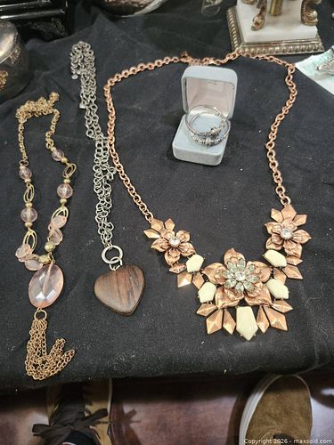 Lot of 4-6 Necklaces & Earrings - Mixed Metals, Wood & Beads (1 of 4)