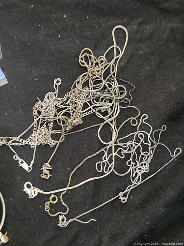 Mixed Lot of Necklaces & Chains, Sterling Silver  (1 of 4)
