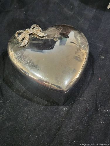 Small Silver Metal Jewelry/Trinket Box with Red Lining (1 of 3)