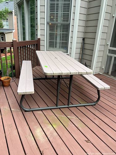 Lot #570 (1 of 8)