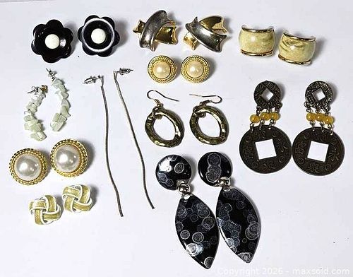 MIXED JEWELRY LOT (1 of 20)