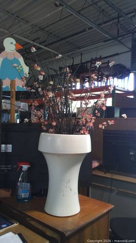 Lot #52 (1 of 4)