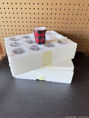 Glass votive  (1 of 3)