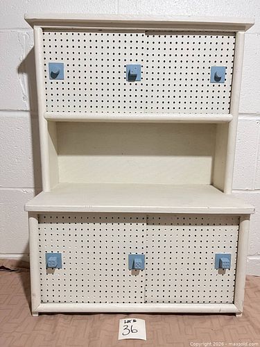 Lot #36 (1 of 7)