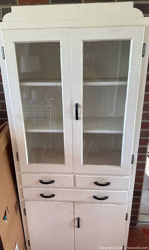 White Distressed Hutch / China Cabinet with Glass Doors (1 of 10)