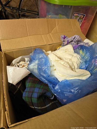 Box and bag of clothing  (1 of 4)