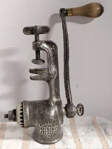 Vintage food chopper (1 of 4)