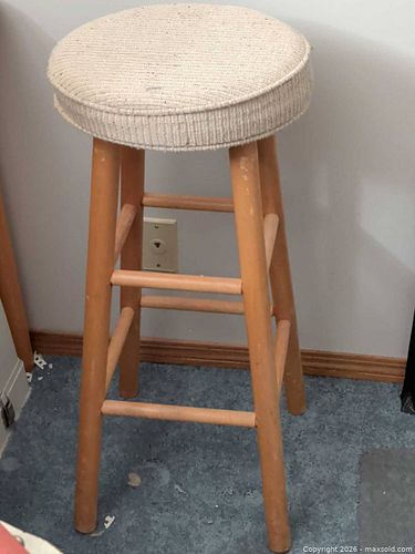 Wood stool (1 of 3)