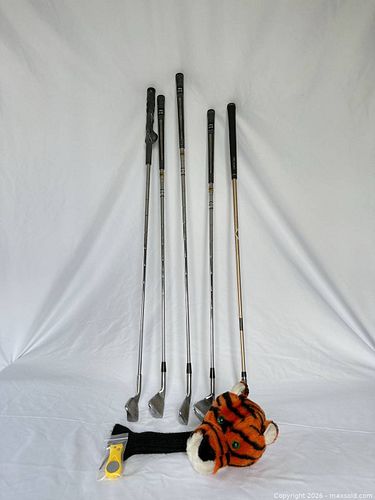Golf Clubs & Accessories (1 of 11)