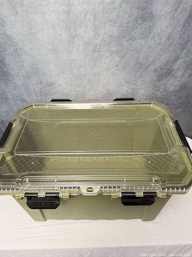 Husky Plastic Container (1 of 3)