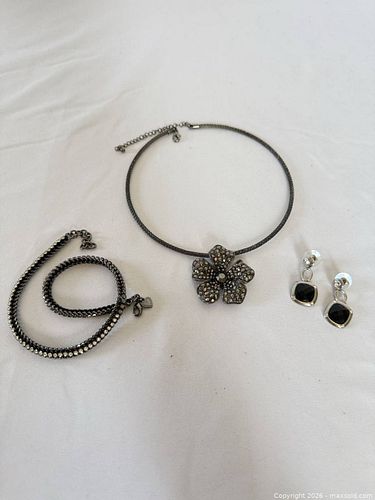 Necklace, Bracelet & Earrings (1 of 6)