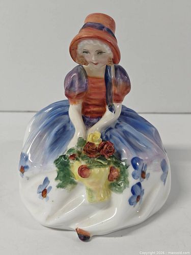Royal Doulton figurine HN 1467 Monica very good  (1 of 9)