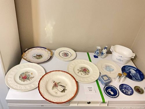 Assorted Porcelain & Ceramic Plates — Mixed Patterns (Lot) (1 of 20)