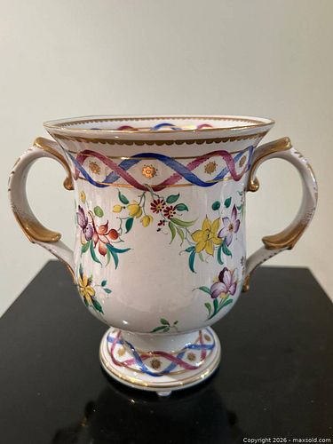Vintage Herend Porcelain Cachet Pot (1 of 4)